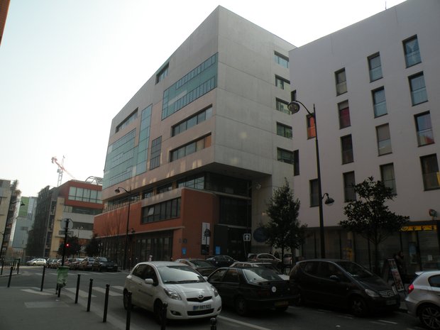  bâtiment Buffon, université Paris-Diderot,  rue Elsa Morante